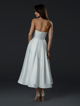 Load image into Gallery viewer, The Catrienne Sculpted Sweetheart Midi Gown - 24953