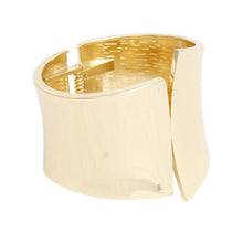 Load image into Gallery viewer, Cuff Gold Metal Pointed Geometric Hinge Bracelet
