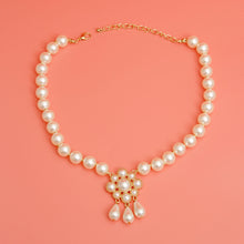 Load image into Gallery viewer, Cream Pearl Antique Flower Casting Necklace
