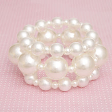 Load image into Gallery viewer, 3 Pcs Cream Pearl Classic Coordinated Bracelet Set
