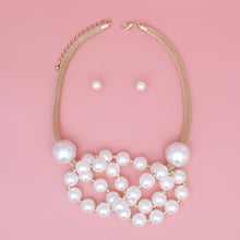 Load image into Gallery viewer, Bib Modern-Meets-Classic Cream Pearl Necklace
