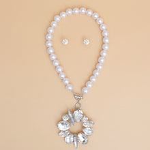 Load image into Gallery viewer, Toggle White Pearl Clear Crystal Pendant Necklace

